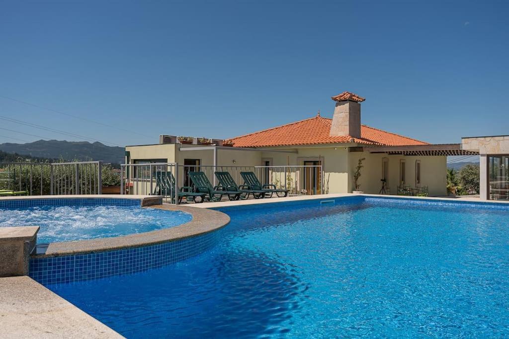 Fernandes Guest House Bright Private Suite Ponte de Lima Luaran gambar